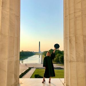 Meet your Posher, Kelly